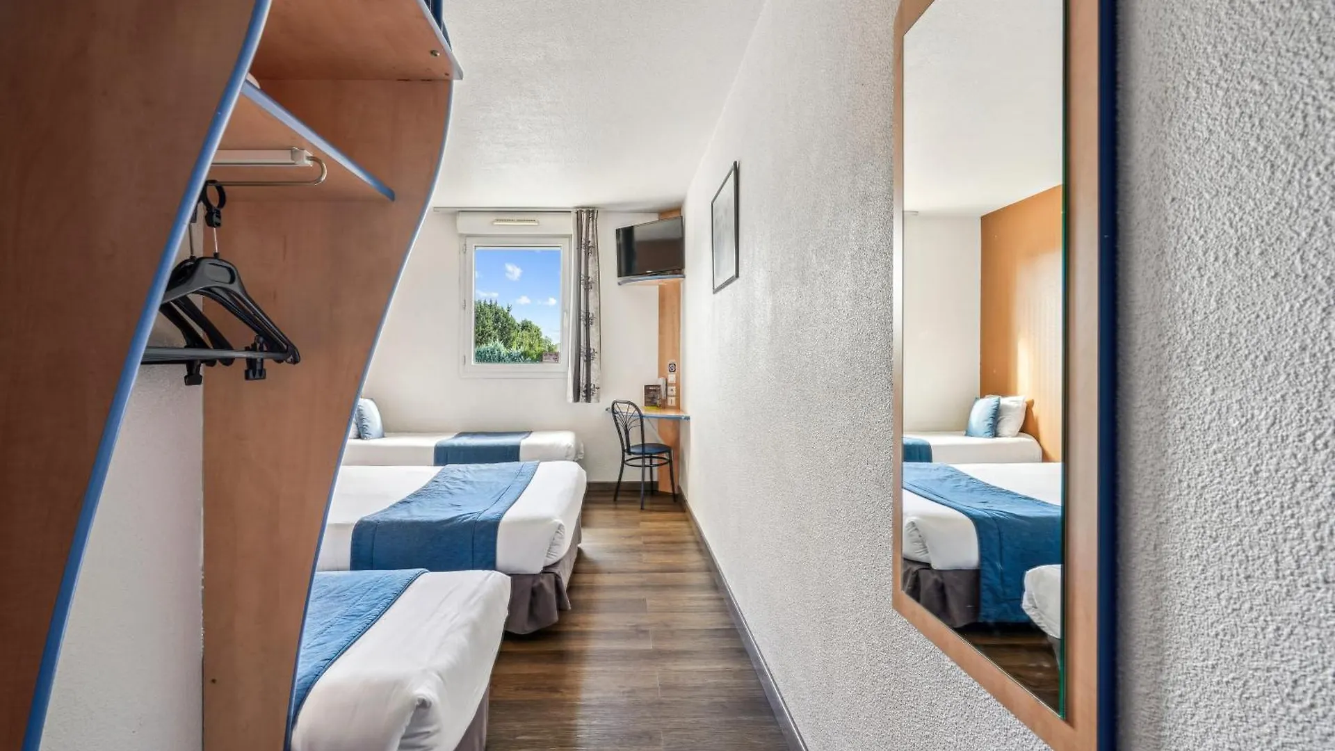 Hotel Akena Chateaurenard - Parc Des Expositions Avignon