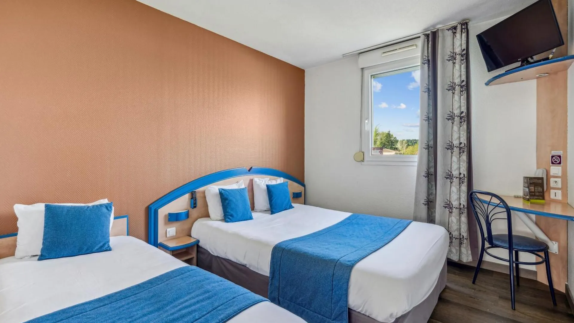 Hotel Akena Chateaurenard - Parc Des Expositions Avignon