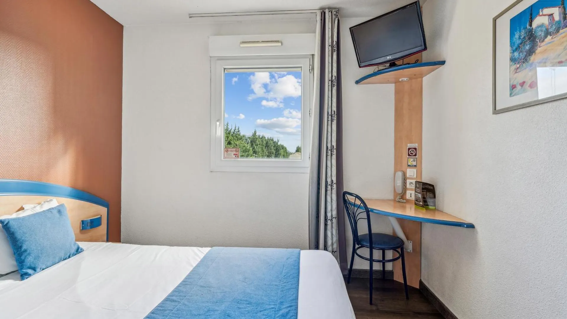 Hotel Akena Chateaurenard - Parc Des Expositions Avignon