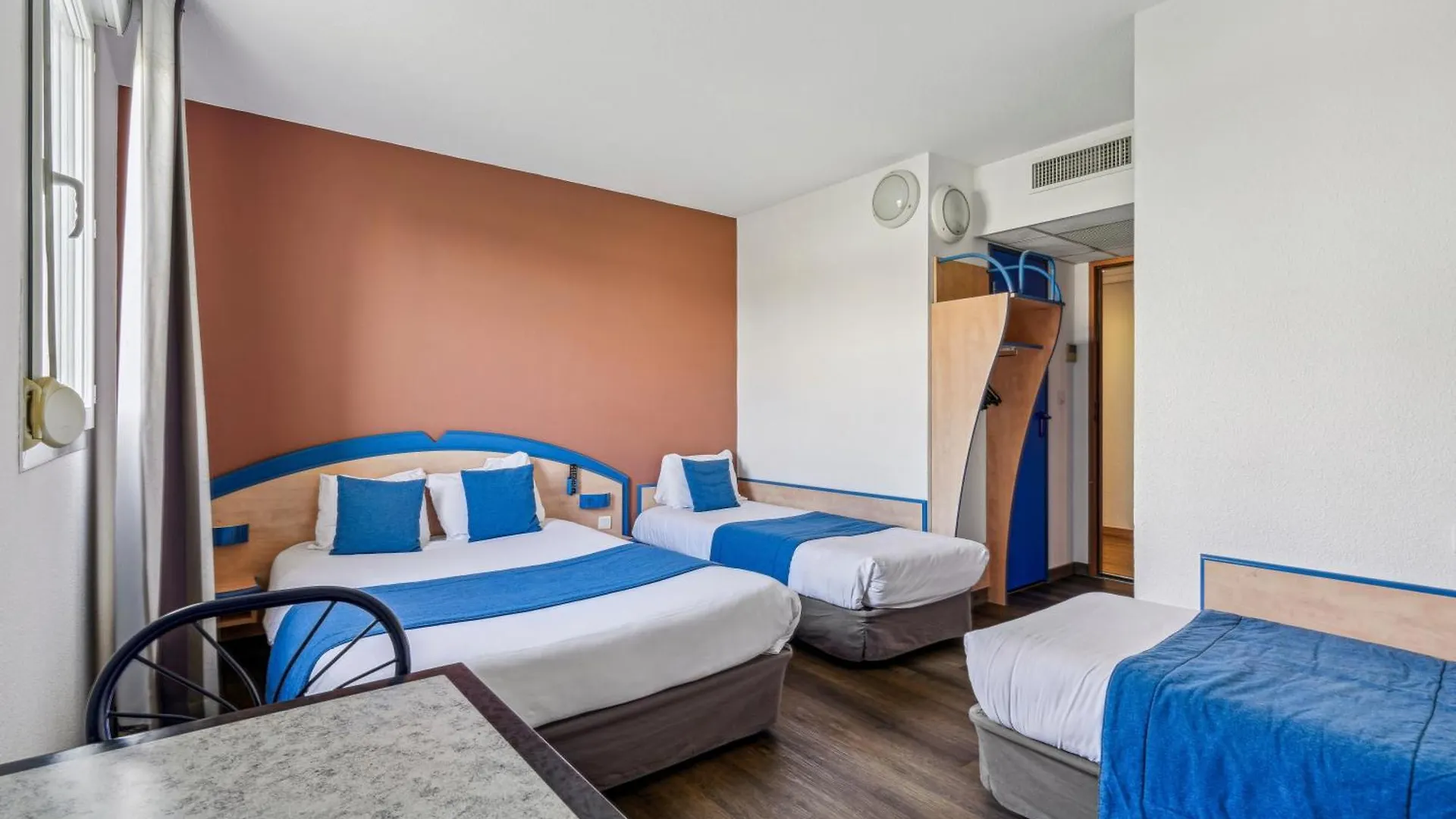 Hotel Akena Chateaurenard - Parc Des Expositions Avignon