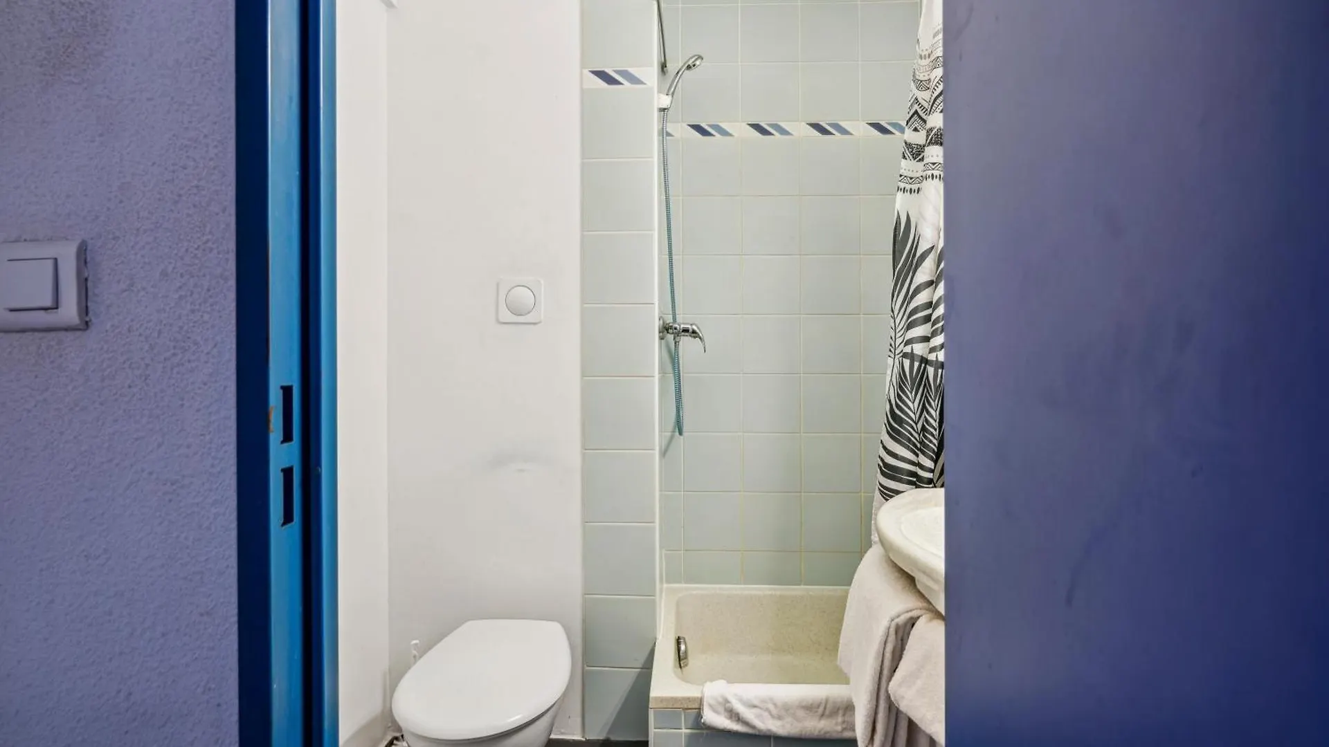 Hotel Akena Chateaurenard - Parc Des Expositions Avignon 2*,