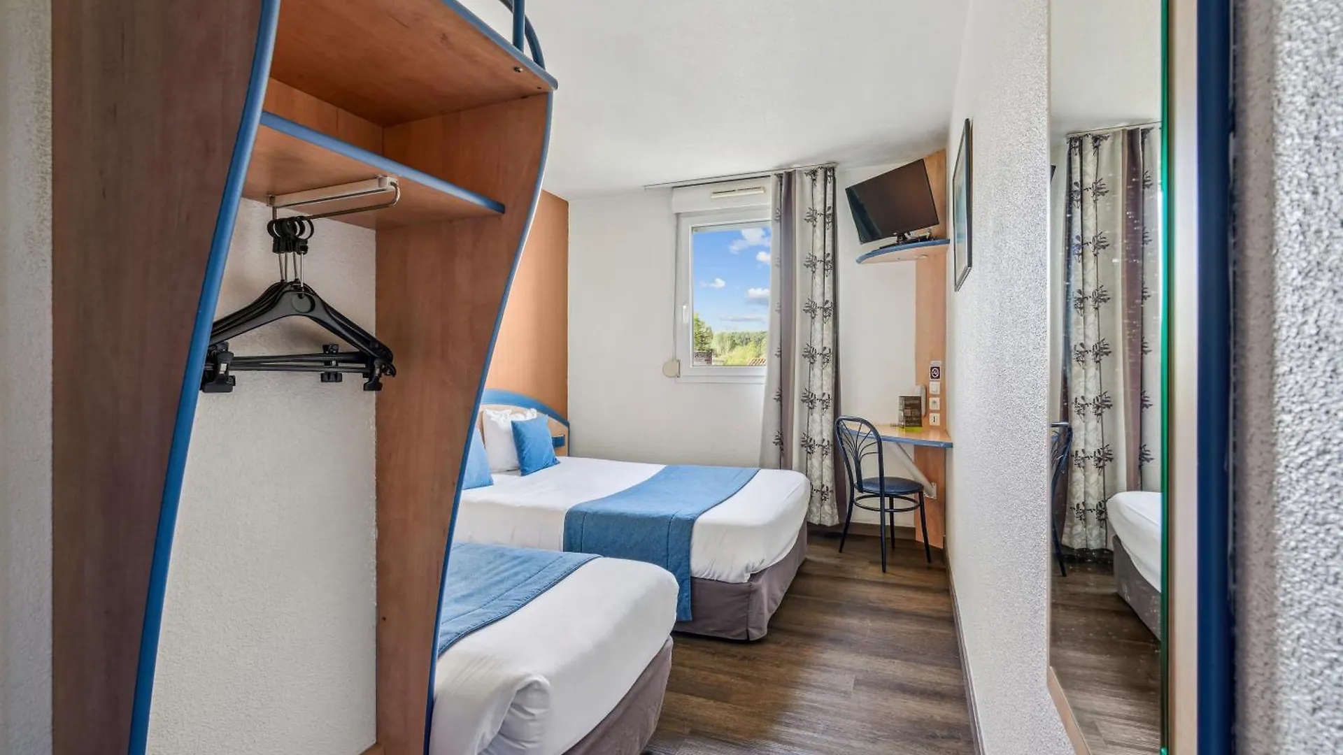 Hotel Akena Chateaurenard - Parc Des Expositions Avignon