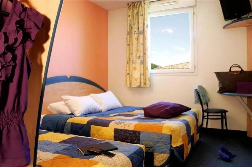 Hotel Akena Chateaurenard - Parc Des Expositions Avignon